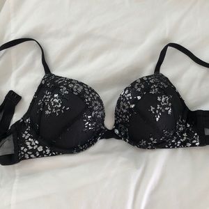 Black and silver push up bra